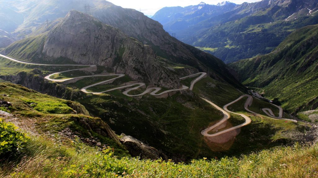 route-de-montagne-1024x576